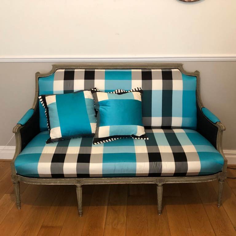 FUNKY 3-seater sofa, silk material, matching pillows 