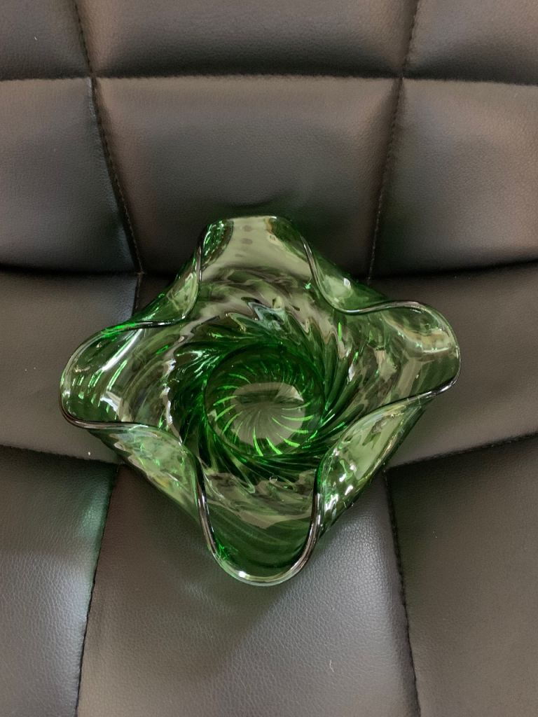 Lovely Green Glass Decorative Bowl