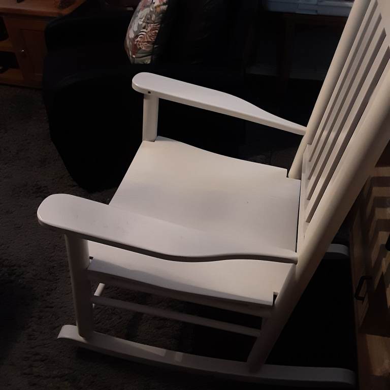 Rocking chair free