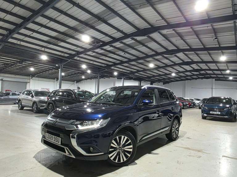 2019 Mitsubishi Outlander 2.0 MIVEC Design CVT 4WD Euro 6 (s/s) 5dr ESTATE Petrol Automatic