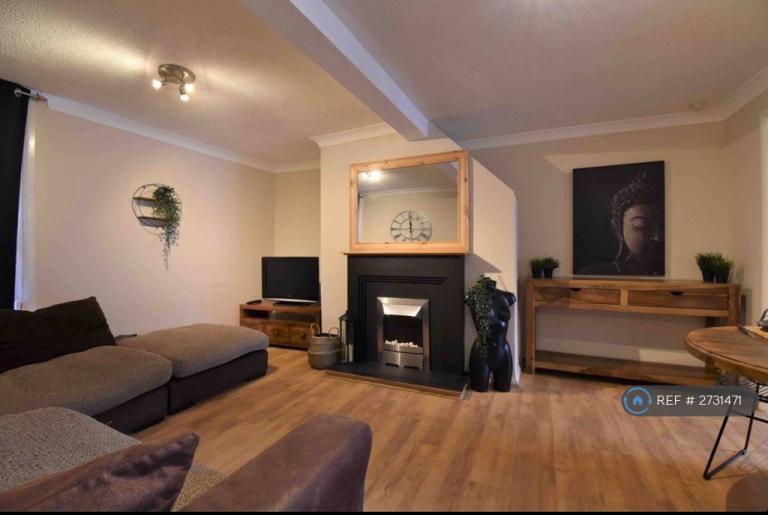 1 bedroom flat in Jacquline Court, Colchester, CO3 (1 bed) (#2731471)