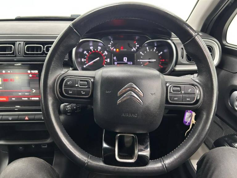 2017 Citroen C3 1.2 PureTech Flair Hatchback 5dr Petrol Manual Euro 6 (82 ps)  F/S/H X8! 2  Hatch...