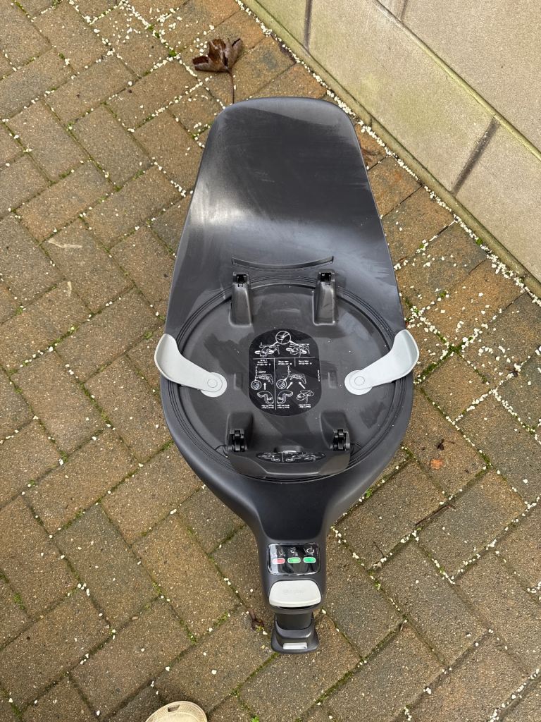 Cybex Base Z i-Size Rotating Car Seat Base - Black