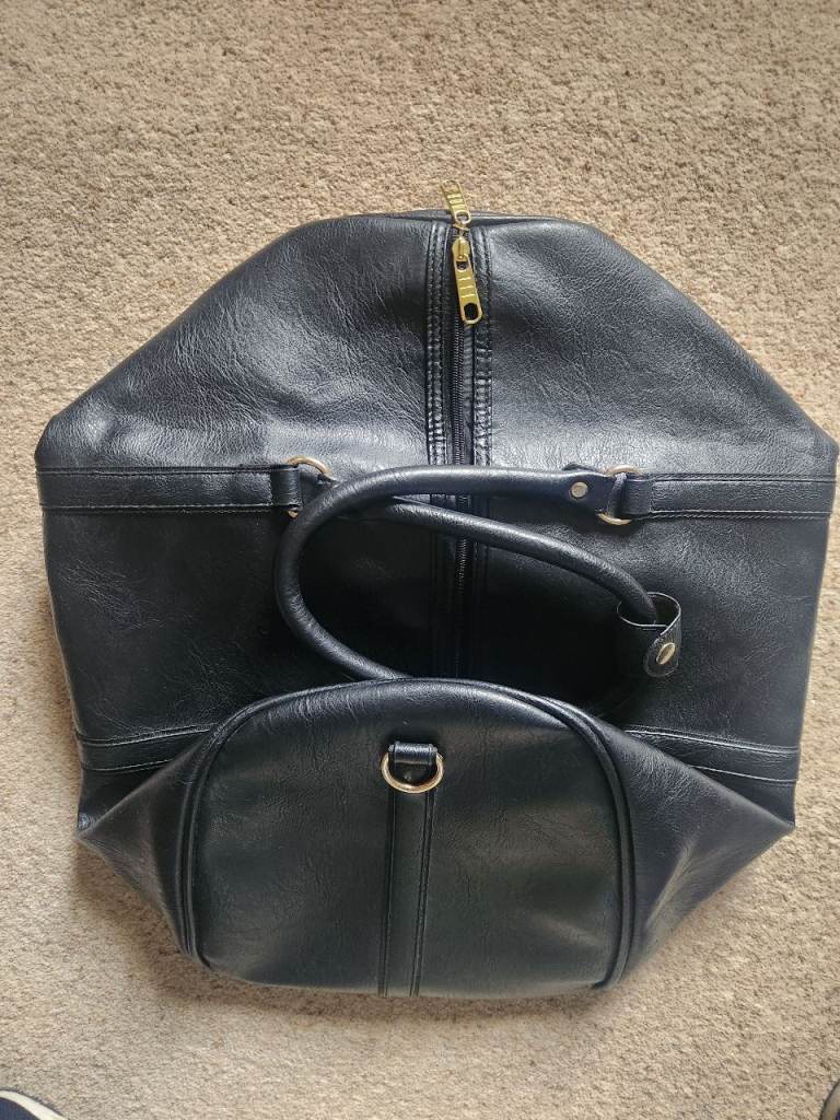 2 x BLACK FAUX LEATHER HOLDALLS