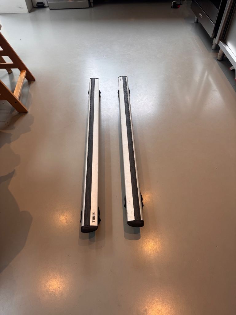 Thule Evo raised roof bars 