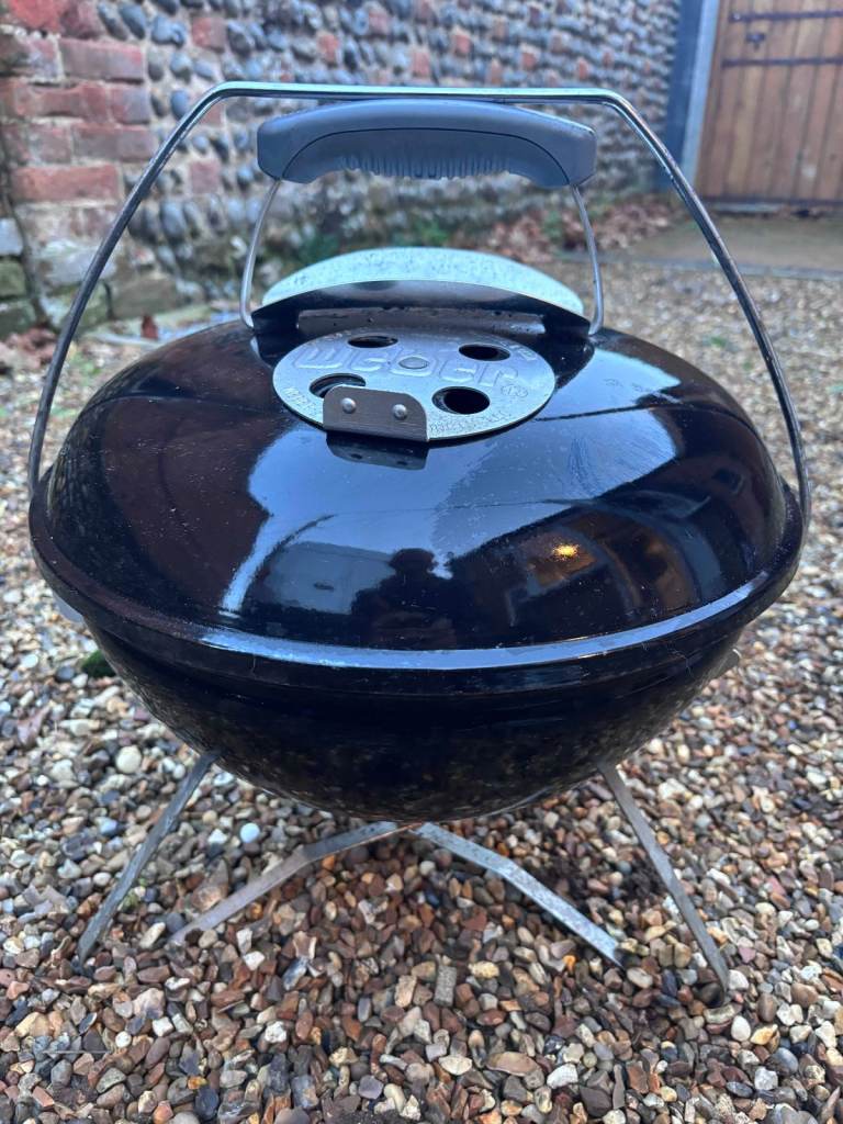 image for Portable Weber 'Smokey Joe' Charcoal BBQ