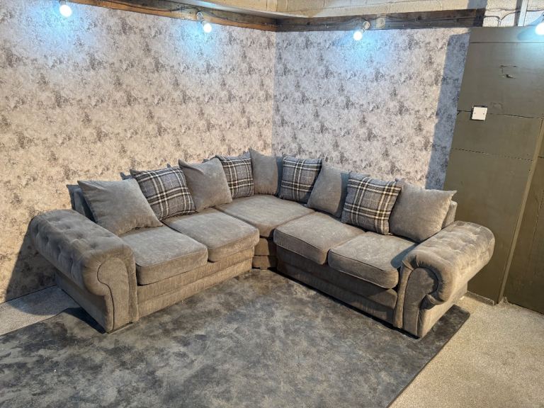 Verona corner sofa grey 5 seater - delivery available 