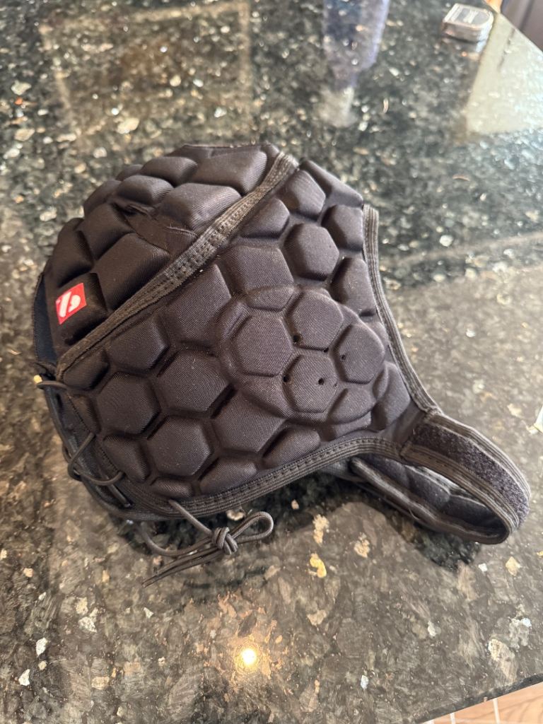 Rugby protective helmet