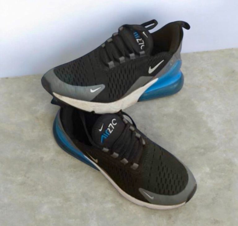 Nike 270 Sports Trainers Size UK 4