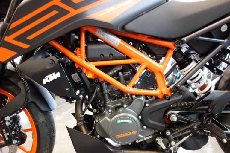 KTM 125 Duke (22 MY)