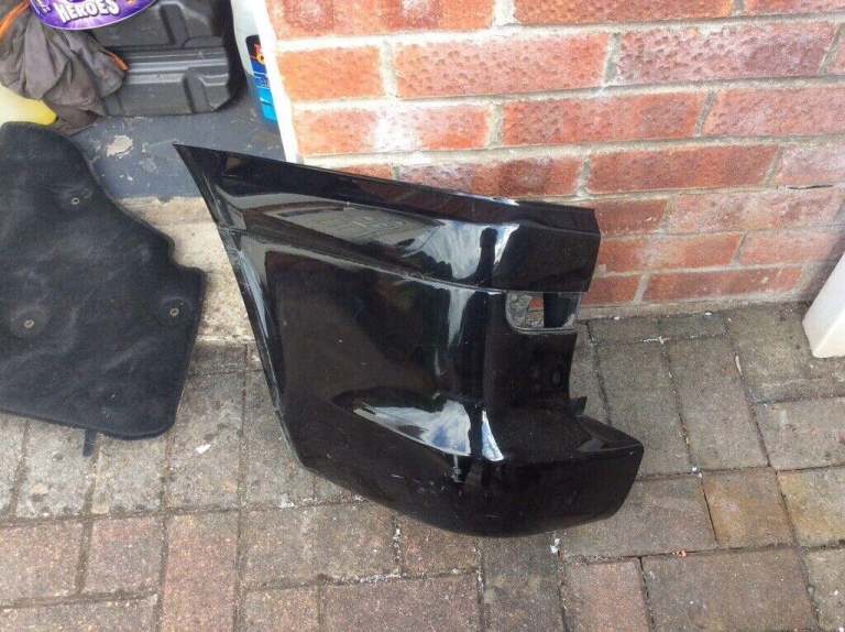 Mercedes vito compact 1/4 bumpe