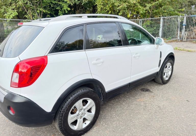 (2014  - DIESEL- LARGE BOOT) VAUXHALL ANTARA 2.2 CDTi 4WD Euro 5*MOT-NOV 2026*like astra focus 