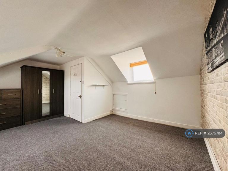 2 bedroom flat in Morden Road, Newport, NP19 (2 bed) (#2676784)