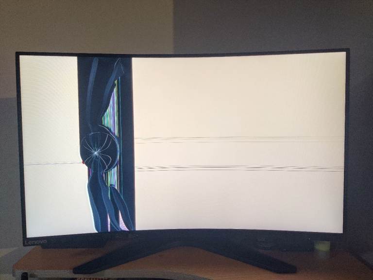 Lenovo G32qc-10 QHD 31.5in Curved Gaming Monitor - Spares or Repair