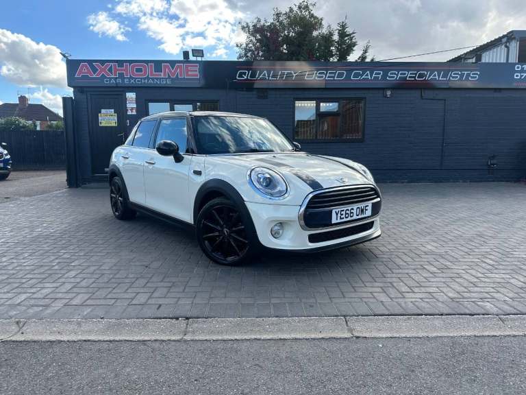 Mini Hatchback 1.5 Cooper 5dr Auto finance available Petrol