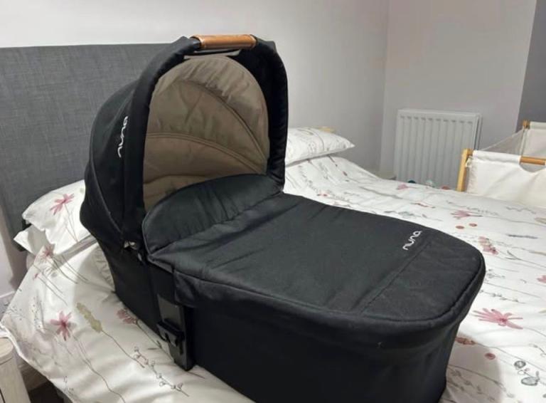 Nuna Mixx carrycot/bassinet