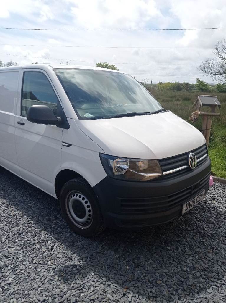 2019 VW transporter, S/H, Full MOT, Well Maintained, Very Clean Vehicle. Near Porthmadog.