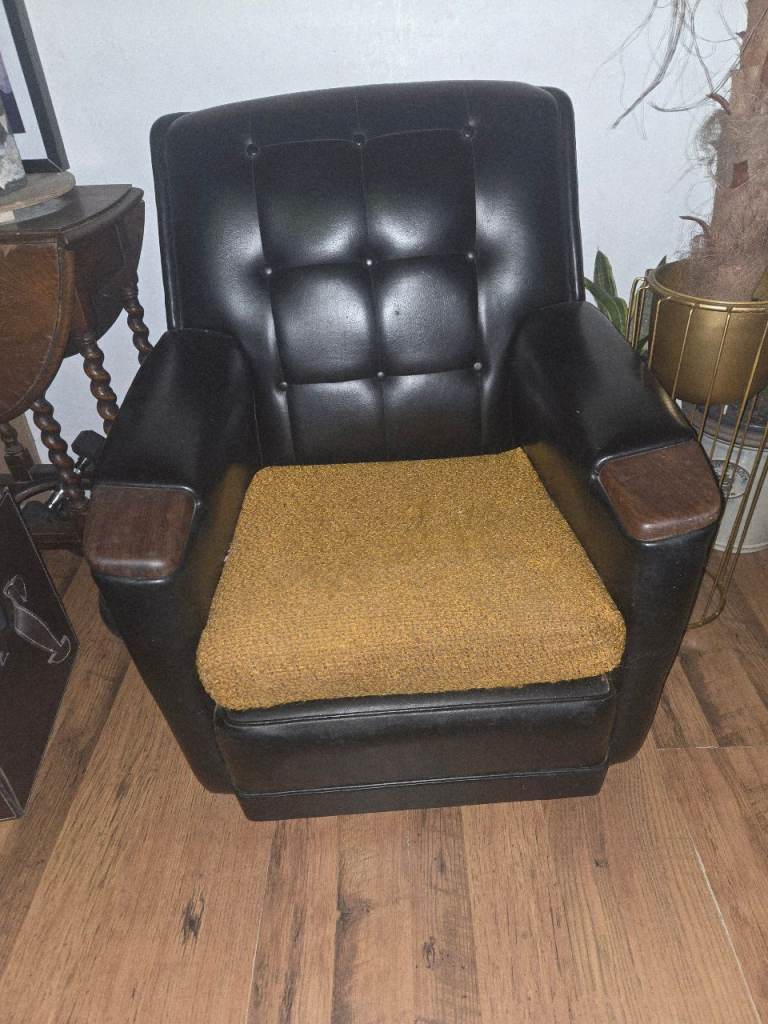 Classic 50's 60's single sofa 