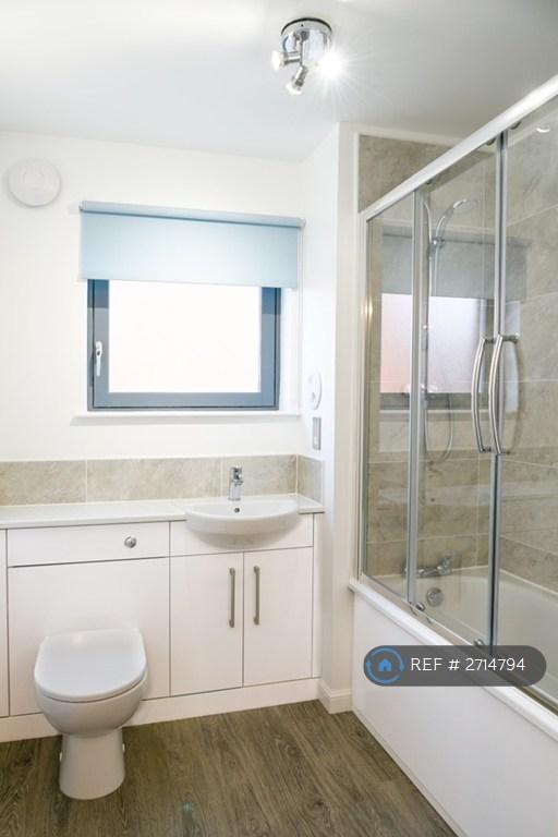 3 bedroom flat in West Bowling Green Street, Edinburgh, EH6 (3 bed) (#2714794)