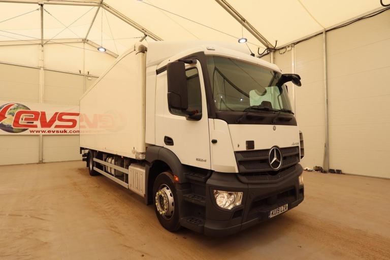 2019 (19 PLATE) Mercedes Benz Antos 1824 4x2 Euro 6 Refrigerated