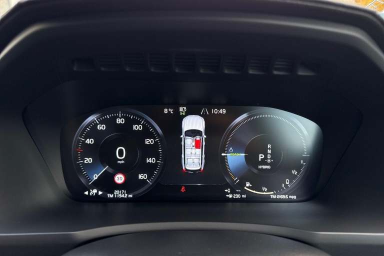 2022 Volvo XC90 2.0h T8 Recharge 18.8kWh Inscription Pro SUV 5dr Petrol Plug-in Hybrid Auto ESTAT...