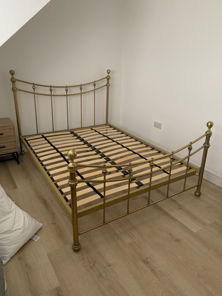 Double bed for sale