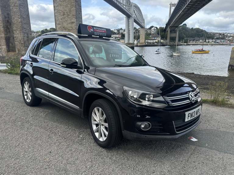 2013 Volkswagen Tiguan 2.0 TDi BlueMotion Tech SE 5dr [2WD] ESTATE Diesel Manual