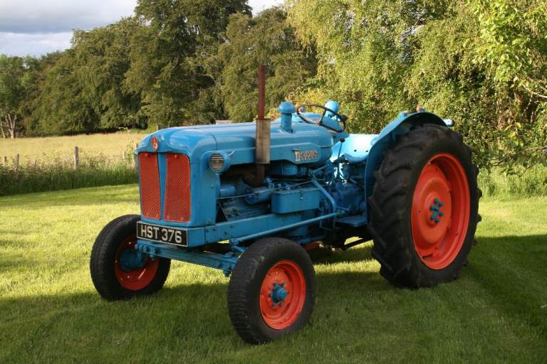 WANTED Ford, New Holland, Valtra, Massey or Zetor 4x4 Tractor