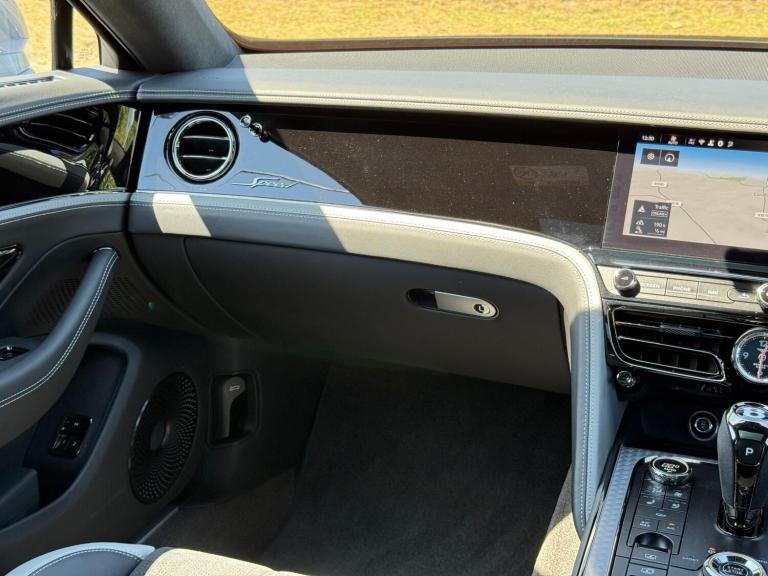 2025 Bentley Flying Spur 4.0 V8 Ultra-Performance 25.9kWh Speed Saloon 4dr Petrol Plug-in Hybrid ...