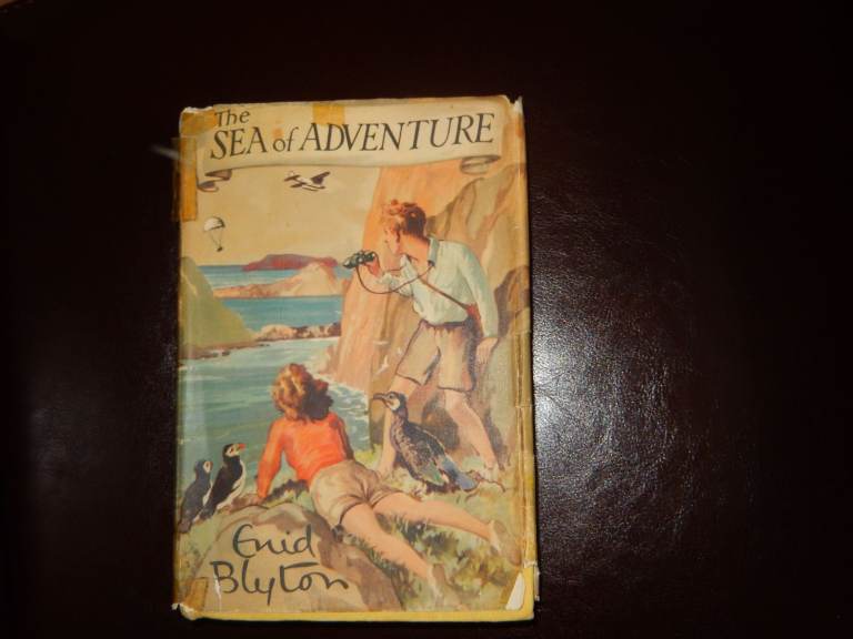 ENID BLYTON SEA OF ADVENTURE HARDBACK 1952 VERSION