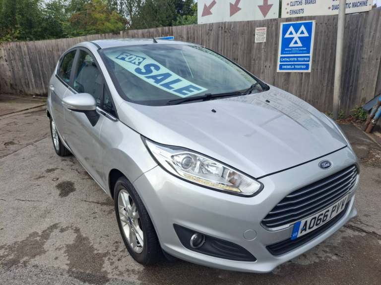 2016 Ford Fiesta 1.25 82 Zetec 5dr HATCHBACK Petrol Manual