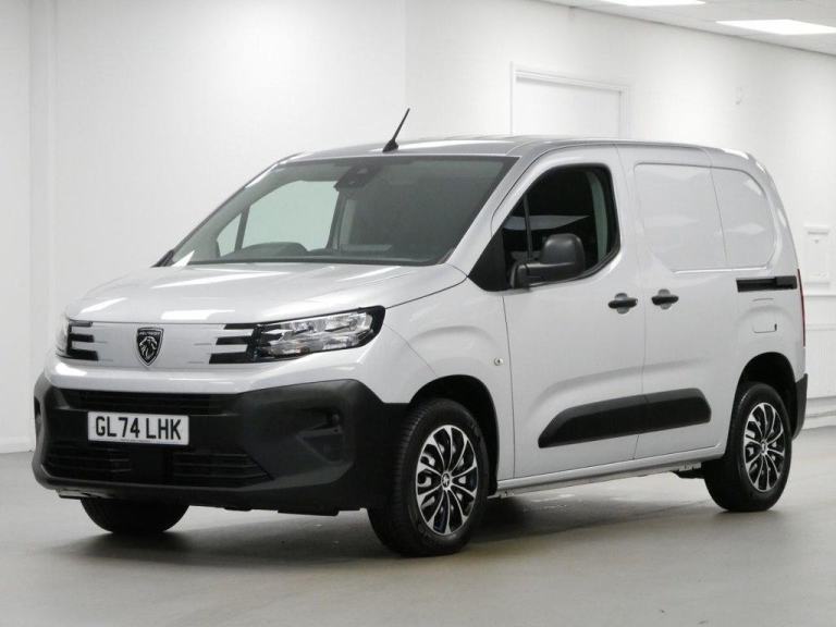 74 PEUGEOT PARTNER 1.5 BLUEHDI 100 BHP SWB PROFESSIONAL EDITION ( NO VAT )
