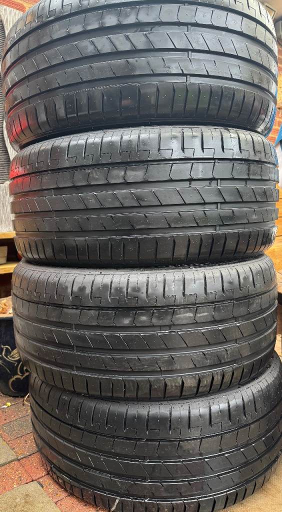 Sportraxx UHP 275/40 R20 106 Y XL Tyres – As New (150 Miles) - FULL SET OF 4