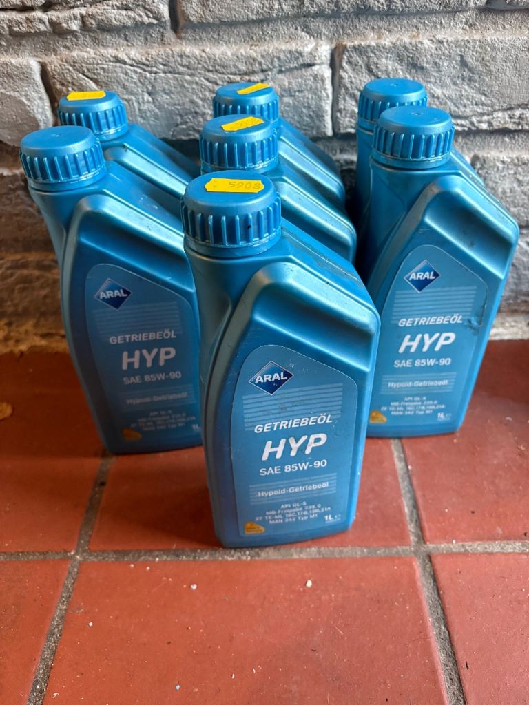 image for 7 x 1 litre oil 85w-90