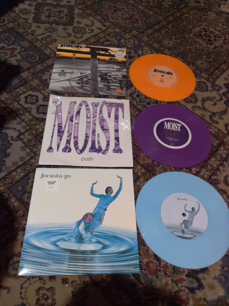 Job Lot of 3 Vinyl Records – Various Artists, In excellent condition.