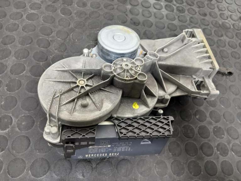 Mercedes Glc Bootlid/Tailgate Power Lift Motor 2015-2023 5 Door Estate A20590072