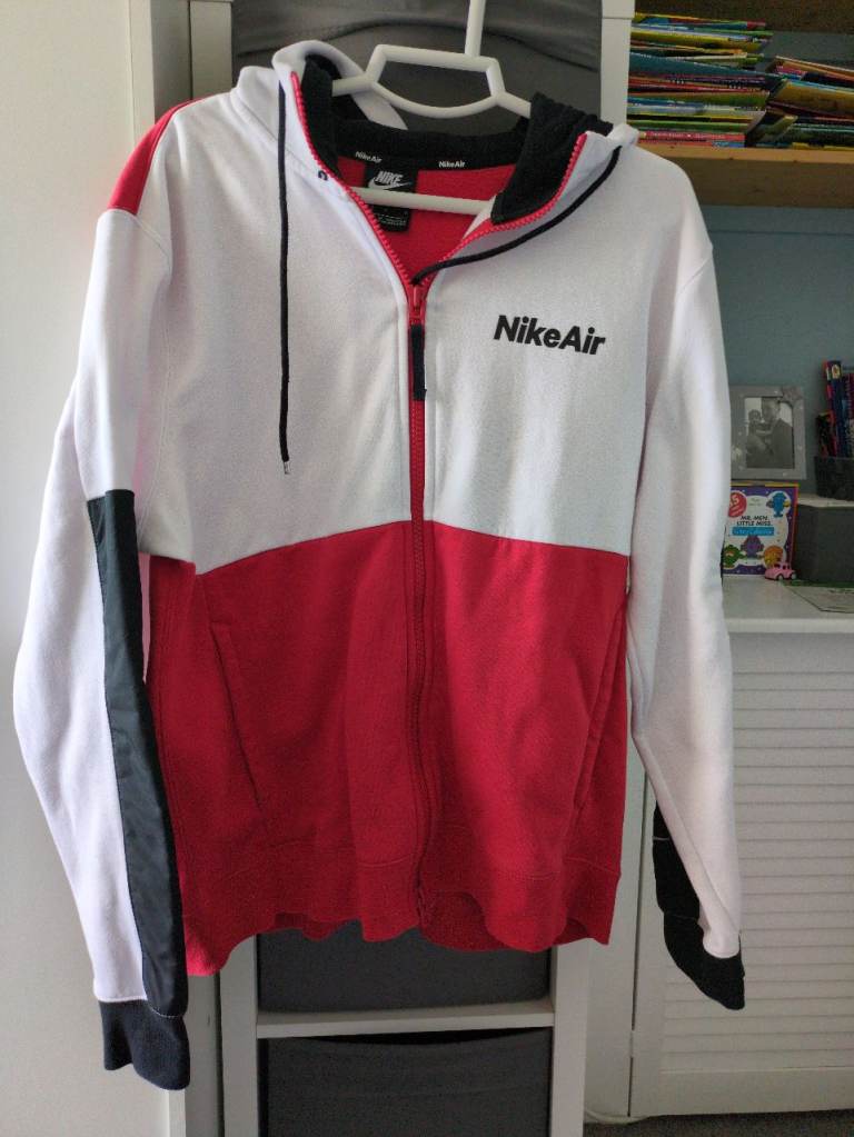Nike air hoodie size L
