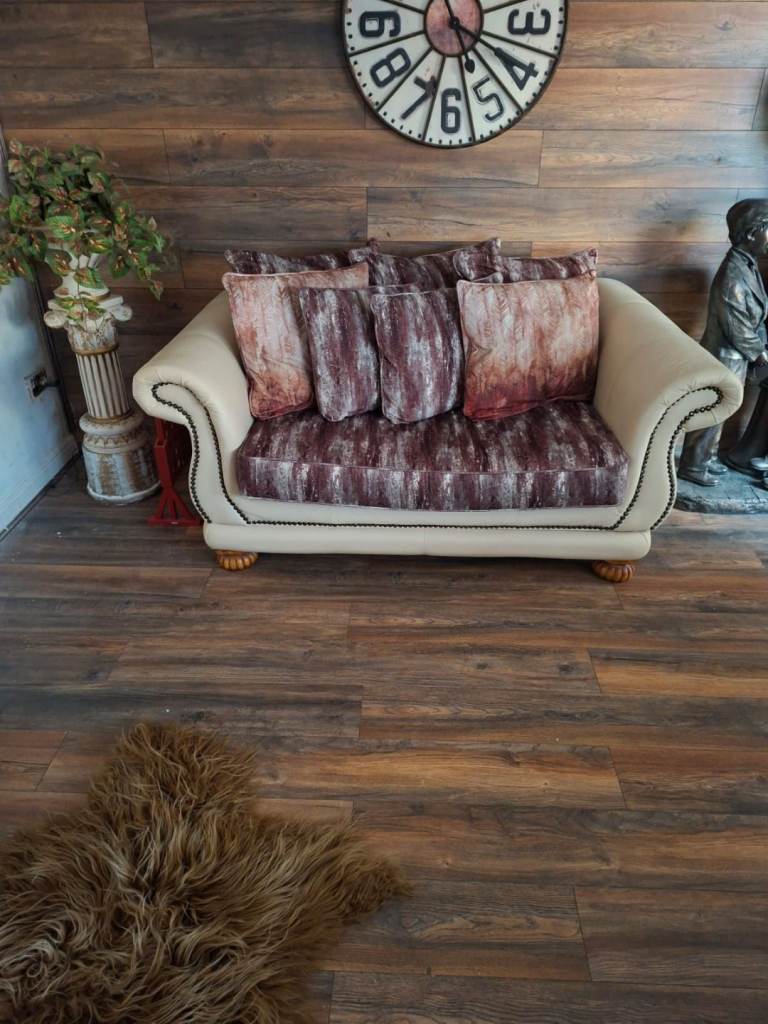 3 and 2 seater sofa set 