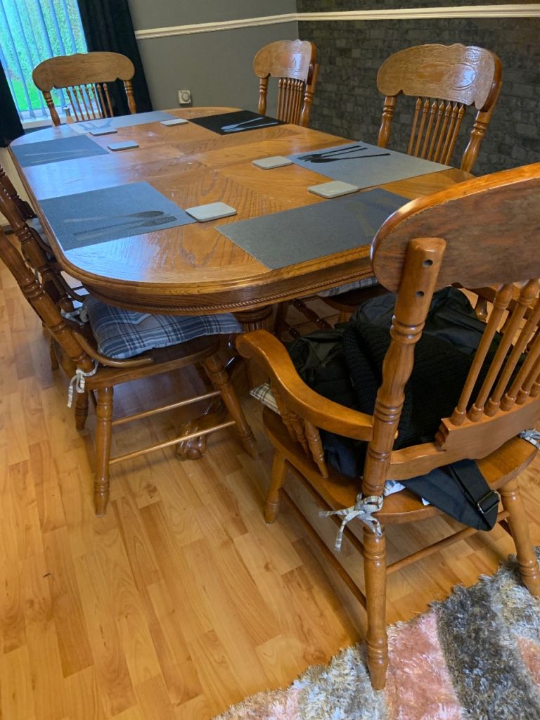 Dinning room table and chairs