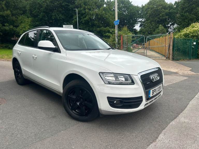 Needd tlc 2011 Audi Q5 2.0 TDI Quattro Manual 6 gears 