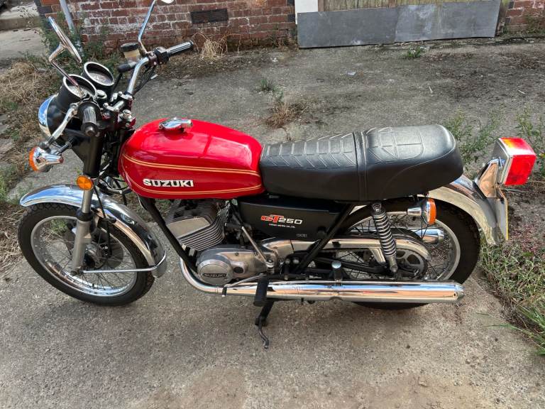 Suzuki, 1978, GT 250 C