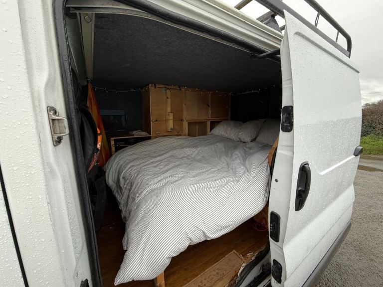 Perfect Camper Van Renault TRAFIC 2012 - Available Now