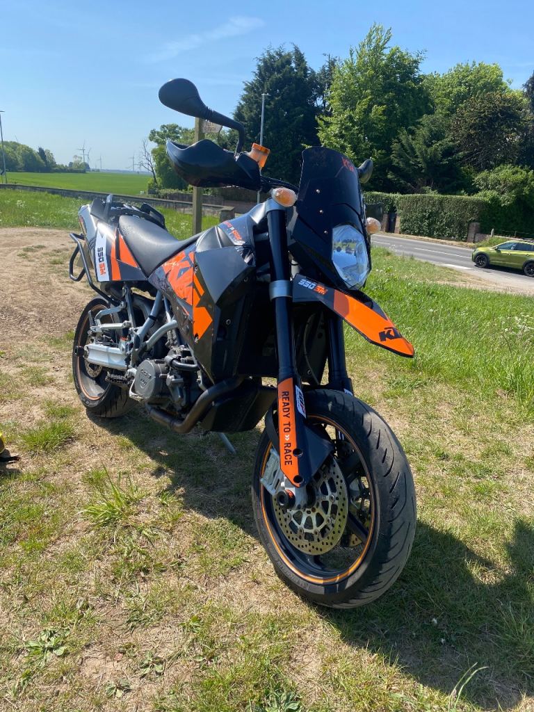 KTM 950 SUPERMOTO low miles 