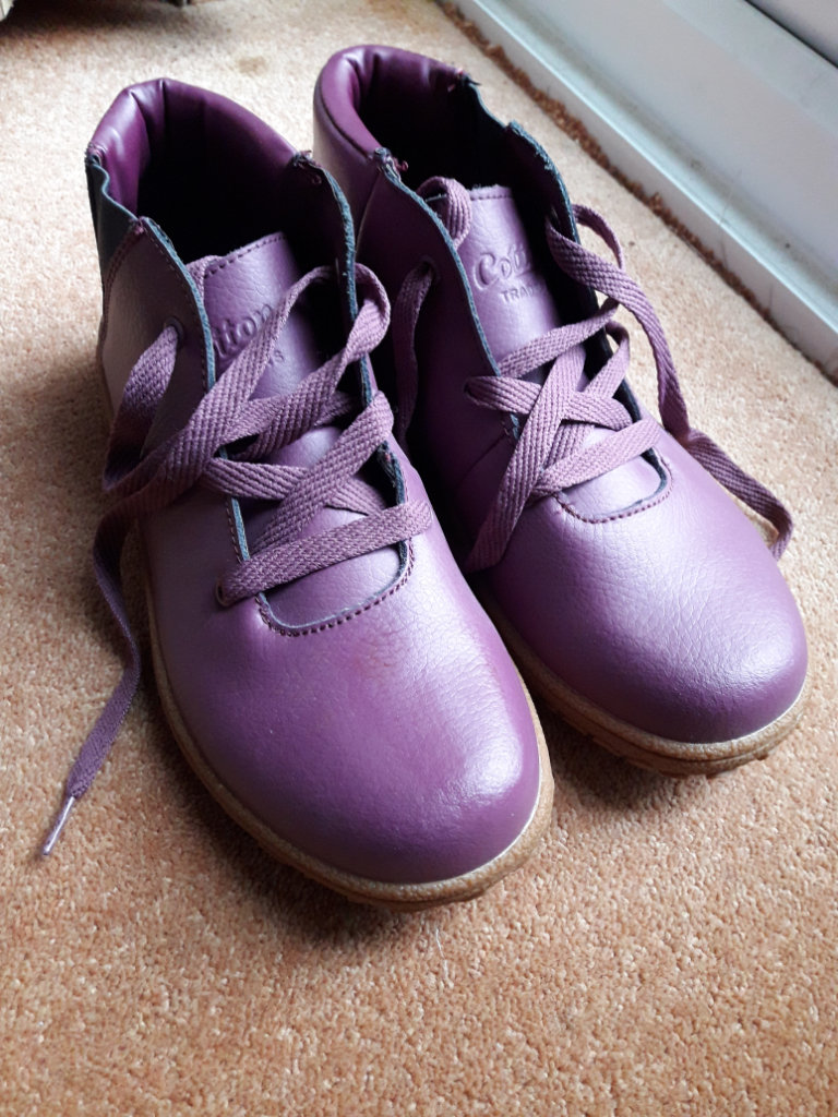 Ladies leather boots new