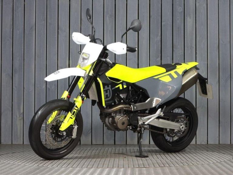 2024 24 HUSQVARNA 701 SUPERMOTO