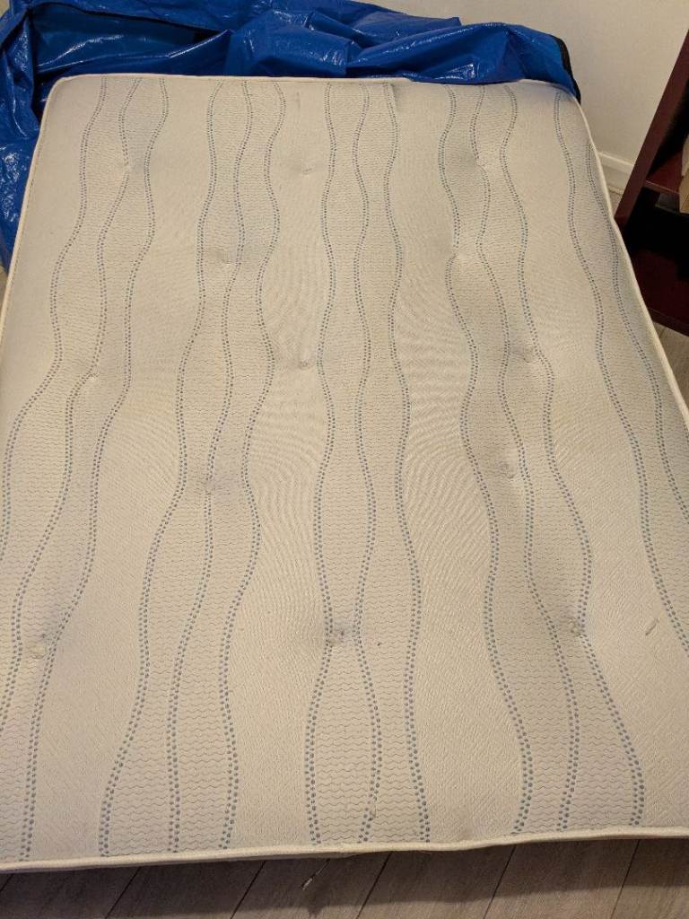 King Size Mattress + Bag - USED