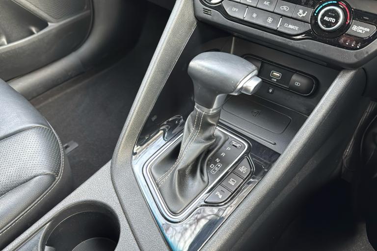  Kia Niro Plug In Hybrid 1.6 Gdi 8.9kwh 3 Suv 5dr Petrol Plug In Hybrid Dct