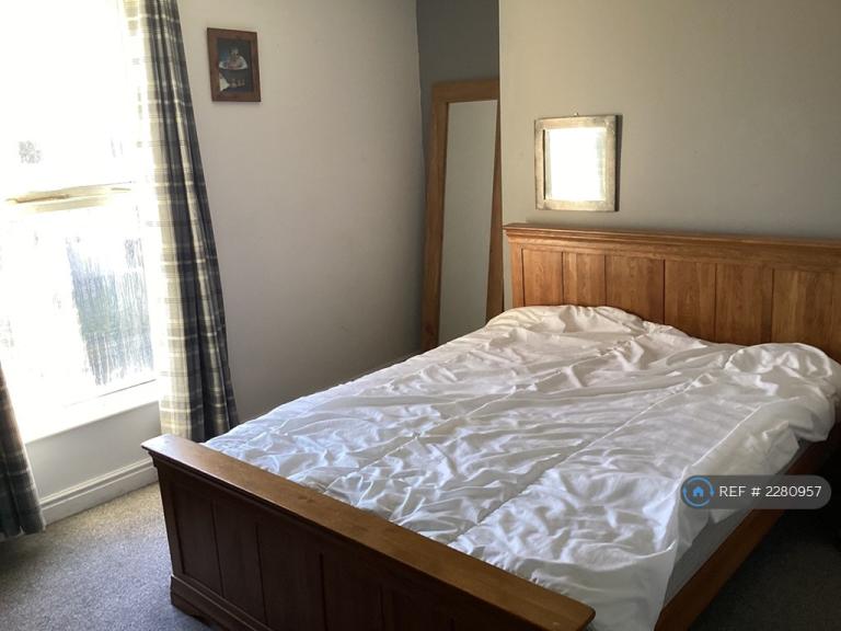 6 bedroom house in Beech Grove, Ashton-On-Ribble, Preston, PR2 (6 bed) (#2280957)