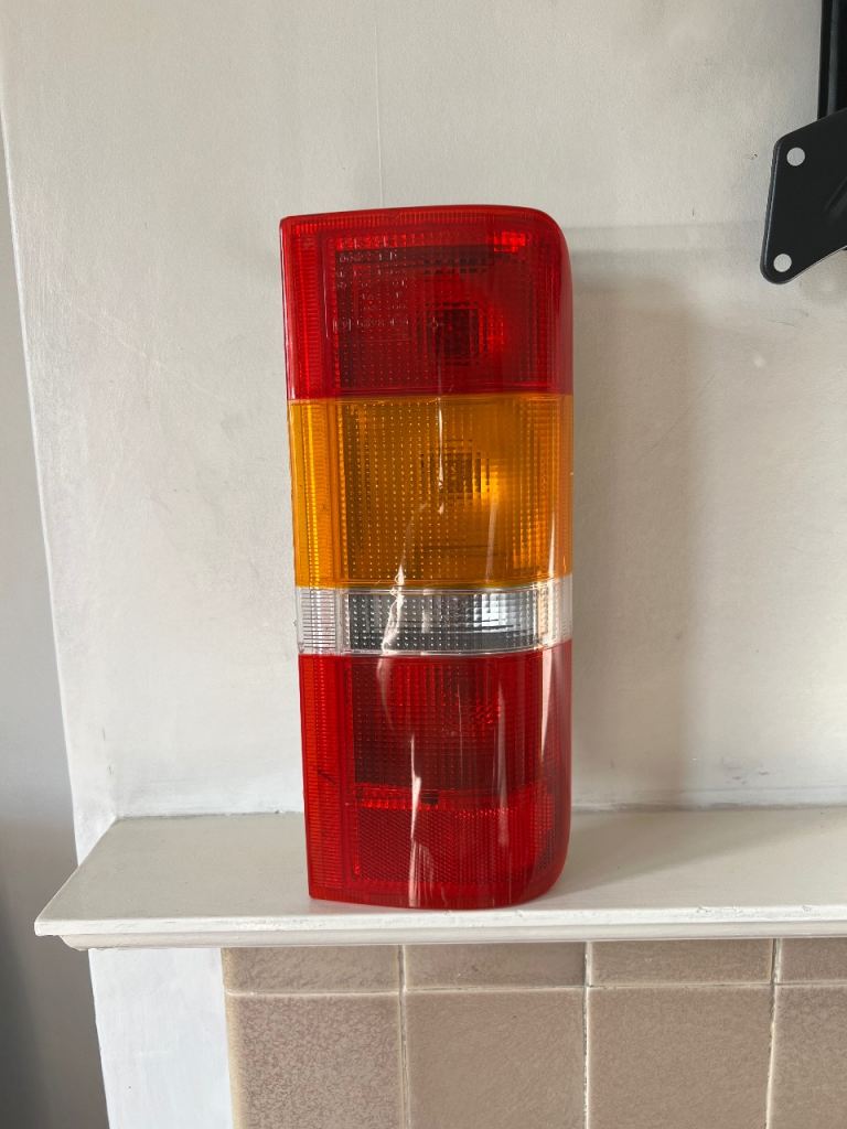 Ford Transit Mk5 Rear Right Tail Light Lamp – Genuine – 003924D – Used