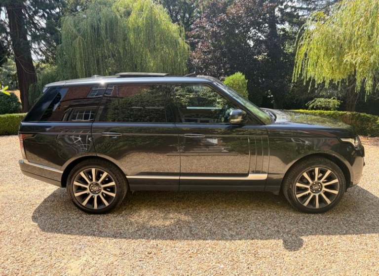 2013 Land Rover Range Rover 4.4 SD V8 Vogue SE SUV 5dr Diesel Auto 4WD Euro 5 (339 ps) Automatic ...